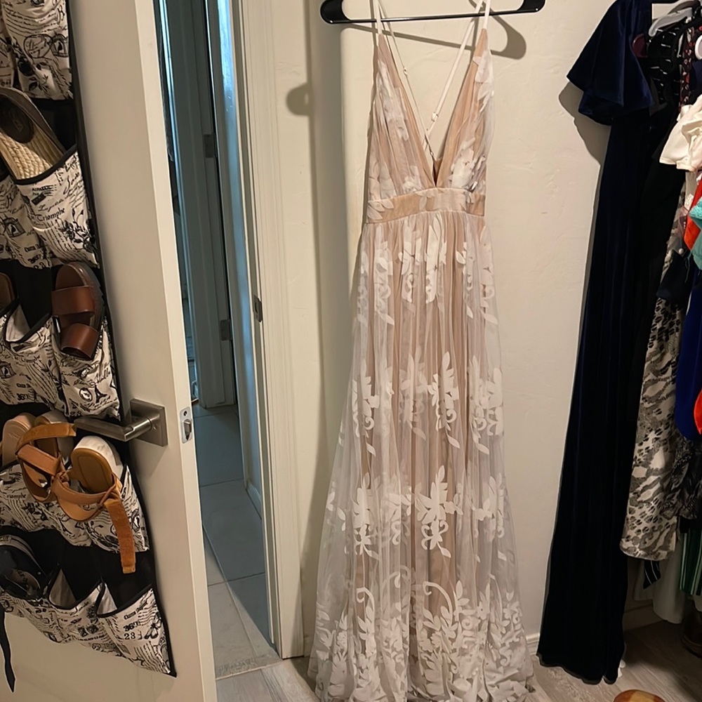 lace dress